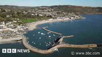 Fossil festival returns to home of Mary Anning