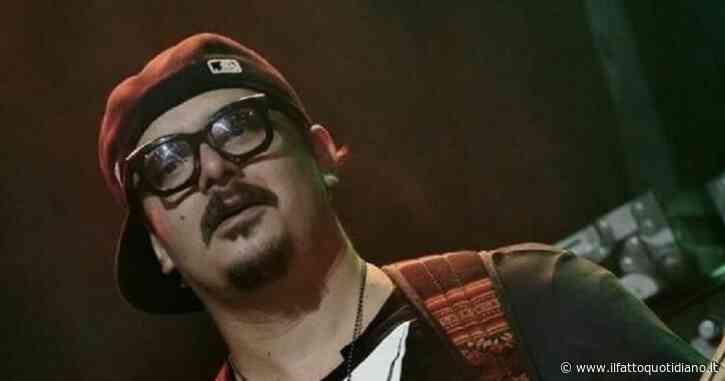 Morto il bassista Riccardo Messi “Ricall” per cause naturali. Sono stati i genitori a trovarlo in casa