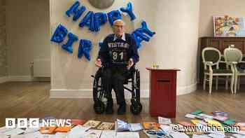 Abba tribute act helps John celebrate his 111th