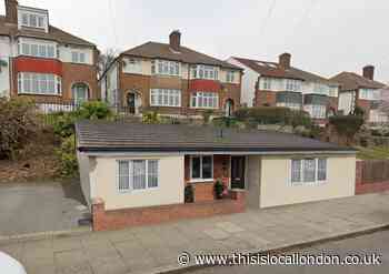 Greenwich land up for auction at a guide price of £13,500