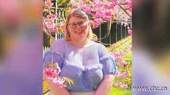 Knitting my clothes helped me fall in love with my fat body