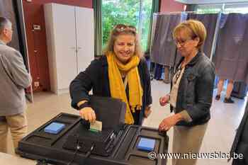 Burgemeester en Kamerlid Sophie De Wit (N-VA) brengt stem uit in Aartselaar: “Ik hoop wakker te worden in inclusieve samenleving”