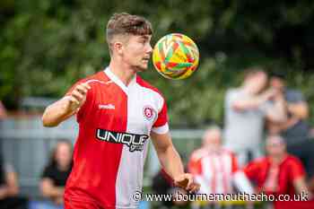 Poole Town sign Oakley Hanger after Declan Rose departure