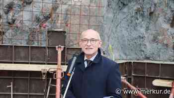 Melzer verteidigt Landratsposten gegen AfD