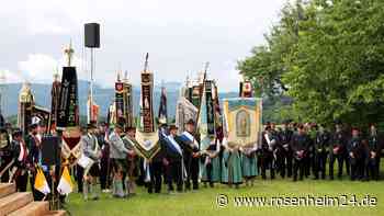 Vor herrlicher Kulisse: So feiert die Feuerwehr Willing ihr 150-jähriges Bestehen