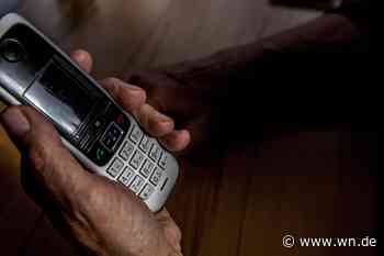 Trickbetrüger geben sich als Polizisten aus und bestehlen Seniorin