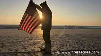 Rushmore Rose USA flags up to 37% off on Amazon