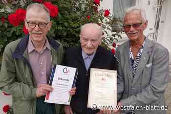 Ludwig Hördemann singt seit 40 Jahren im Männerchor Warburg