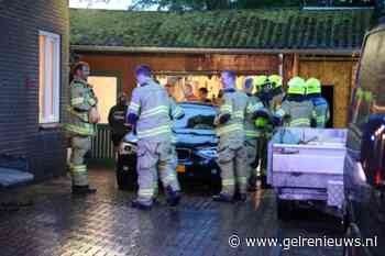 Man gewond door brand in schuur