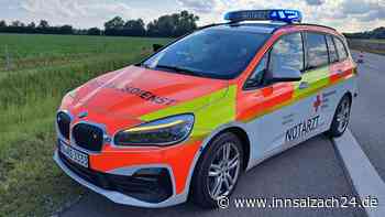 BMW-Fahrer (55) kommt von A94 ab und landet in Wildschutzzaun – wenig später stirbt er in Klinik