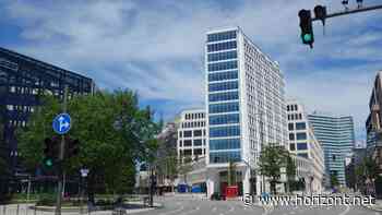 "Kompetenzcenter Tech &amp; Mobility": Auto und Computer Bild ziehen von Hamburg nach Berlin