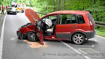 Auf die Gegenfahrbahn gekommen: Heftiger Unfall bei Oberkirchberg