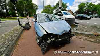 112-nieuws: taxi en auto botsen op elkaar • huizen ontruimd door gaslek