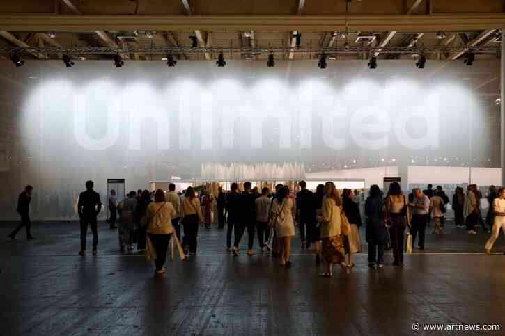 The Best Monumental Works at Art Basel Unlimited, From an Animatronic Gorilla to a Wrapped Car