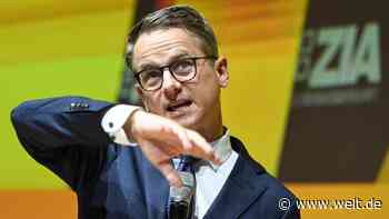 „Warum gibt es eine Norm, wie viele Steckdosen im Raum sein müssen?“