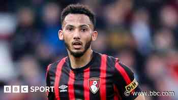 Newcastle Utd to sign defender Kelly on a free transfer