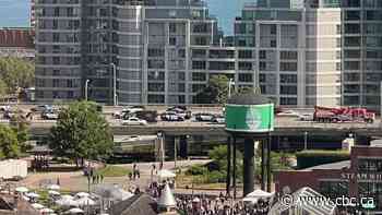 Parts of Gardiner, DVP closed after fatal dump truck collision
