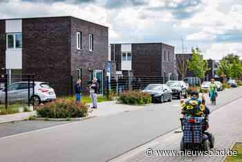 Woonland heeft 23 extra sociale woningen klaar in Mahatma Gandhiwijk: “We rollen versneld zonnepanelen uit”