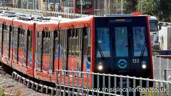 New DLR trains to be delayed to 2026, says Sadiq Khan