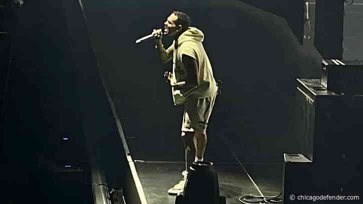 Chris Brown Electrifies United Center with Stellar Performance on 11:11 Tour