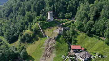 „Mauerrisse, durch die man schauen kann“: Was wird aus der Burgruine Falkenstein?