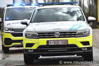 Hulpdiensten rukken massaal uit voor bommelding in Berchem: “Blijkt om een onschuldige verfbom te gaan”