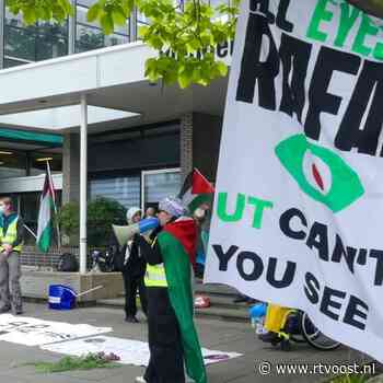 Pro-Palestijnse studenten bezetten bestuursgebouw UT