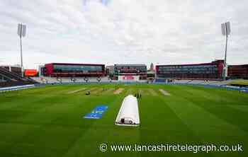 Son of England legend Flintoff signs pro deal at Lancashire
