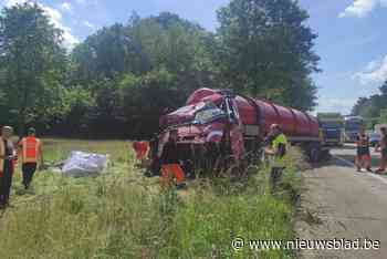 Zwaar ongeval met vrachtwagen op Noord-Zuidverbinding in Pelt