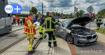 Stadtbahnunfall mit Auto in Hannover: Verspätungen der Üstra auf Linie 4
