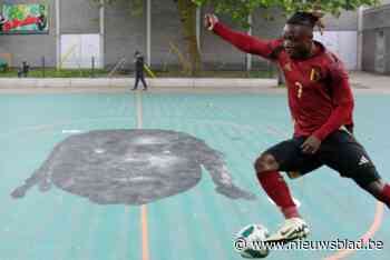 Rode Duivel Jérémy Doku krijgt graffiti-portret op Borgerplein in Borgerhout