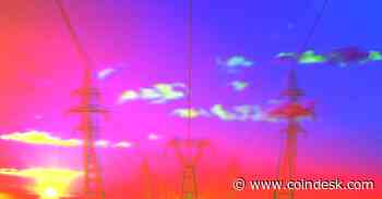 Bitcoin Mining Stabilizes Power Grids Strained by AI Data Centers