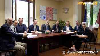 VIDEO | Raccolta rifiuti utenze non domestiche: la firma del protocollo con Ama e le associazioni di categoria