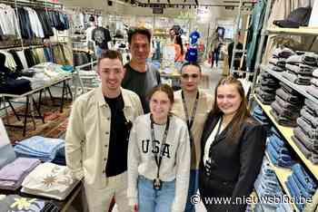 Tientallen mensen schuiven aan voor opening America Today in Kerkstraat: “Hadden dit niet verwacht”