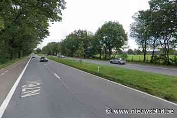 N76 tijdelijk afgesloten door ongeval tussen twee vrachtwagens in Opglabbeek