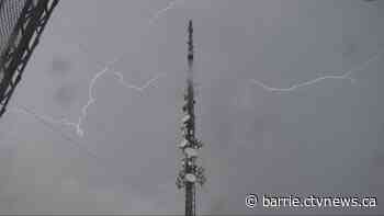 Hydro crews dispatched as thousands still without power