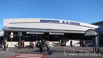 Ciampino, atterraggio d'emergenza per l'aereo con il ministro Crosetto a bordo