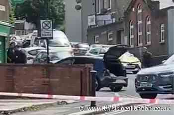 Lakedale Road Plumstead shooting: Armed police at scene