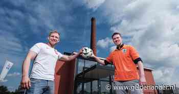 Collega’s Damian en Dirk zijn zondag even rivalen: ‘Als Polen verliest, weet ik niet of ik maandag kom werken’