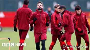 Manchester United to begin £50m training ground revamp