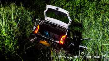 112-nieuws: auto in sloot Goirle • steiger vat vlam in Beers