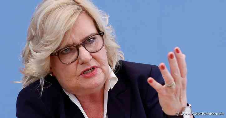 Wehrbeauftragte Högl: Pflicht beim Wehrdienst unausweichlich