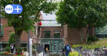 Darum müssen Eltern am Kinderkrankenhaus Auf der Bult so lange warten