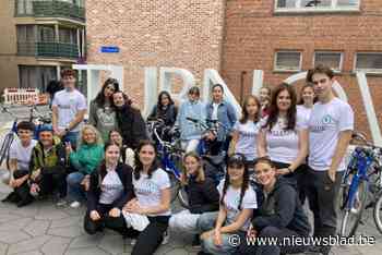 Roemeense delegatie verkent Kempense fietsinfrastructuur proefondervindelijk per fiets