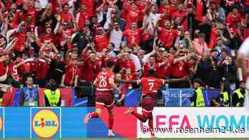 Traum-Schlenzer und Pannen-Tor: Schweiz schlägt Ungarn