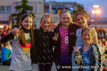 Eindrücke vom ersten Public-Viewing in Espelkamp