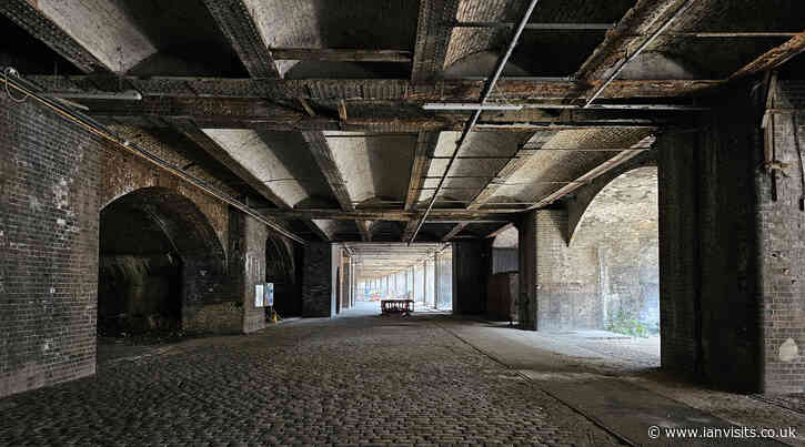 Seeing inside the derelict Bishopsgate Goodsyard arches