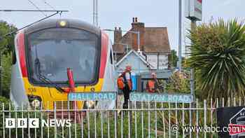 Investigation after train hits buffers at Southminster