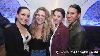 Bis tief in die Nacht: Ü30er feierten in der Sonderbar