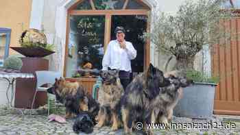 Aus den Gummistiefeln in die Goldwerkstatt: Burghauser Goldschmiedin liebt beides